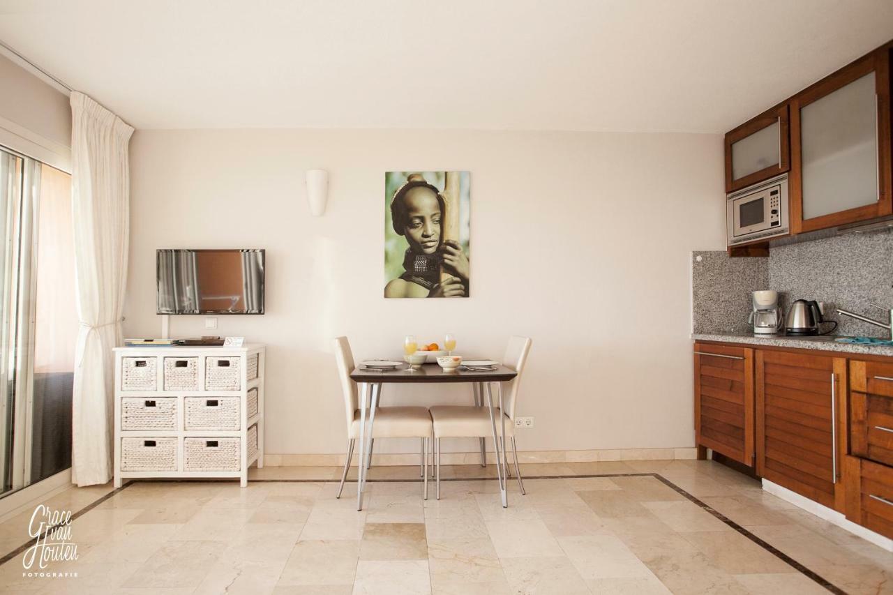 Bonaire Seaside Apartments Bagian luar foto