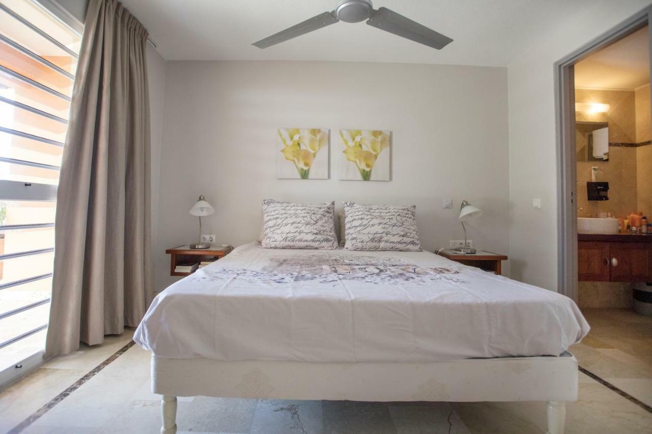 Bonaire Seaside Apartments Bagian luar foto