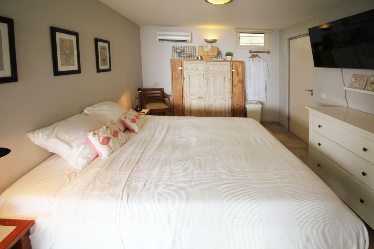 Bonaire Seaside Apartments Bagian luar foto